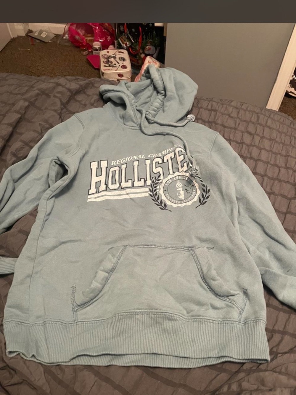 Hollister Men's Pale Blue Crewneck Hoodie with Logo